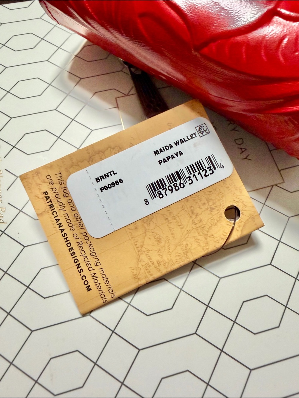 🏷️ NWT Patricia Nash Maida Tooled Leather Trifold Wallet — Lava/Papaya Red - Picture 10 of 10